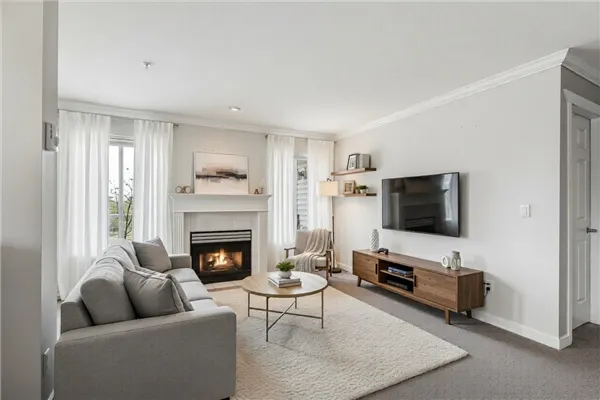 2750 Fairlane Street #453