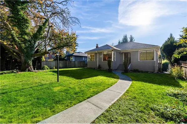 1258 Jefferson Avenue