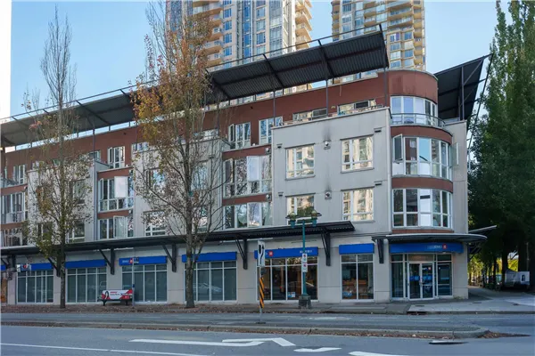 1163 The High Street #PH5