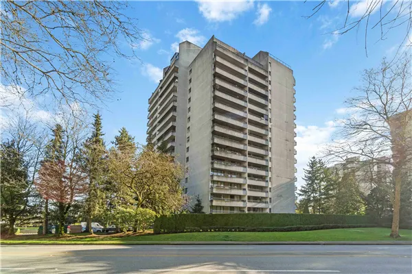 6595 Willingdon Avenue #205