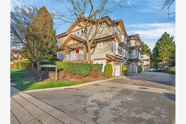 9580 Prince Charles Boulevard #301