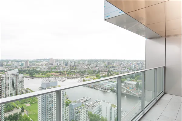 1480 Howe Street #4201