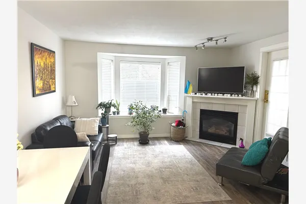 46693 Yale Road #106