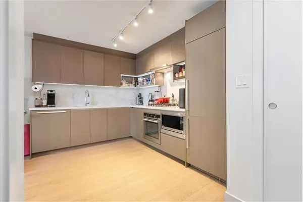 13696 100 Avenue #1015