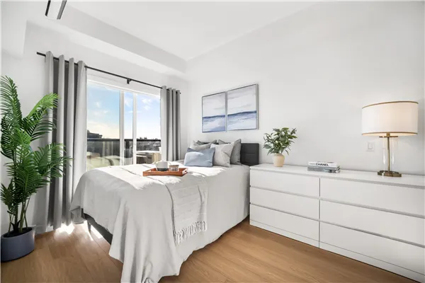 2331 Kelly Avenue #404