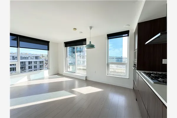 455 SW Marine Drive #1009