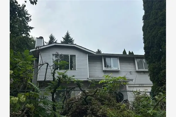 2187 Cape Horn Avenue