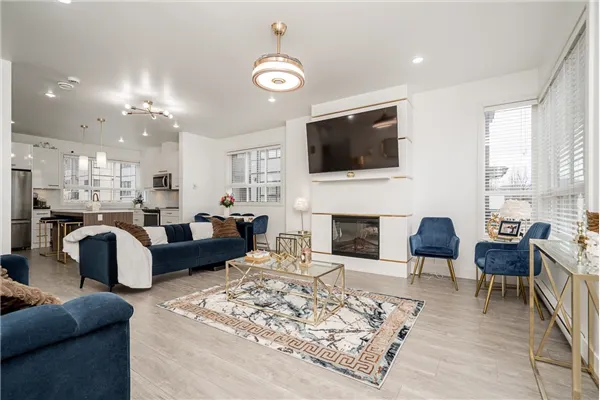 1938 North Parallel Road #8