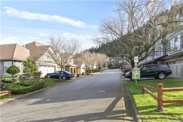 5900 Jinkerson Road #6