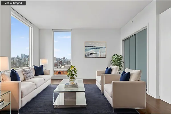 133 E 8th Avenue #512