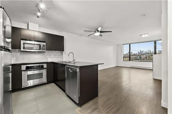 4182 Dawson Street #903