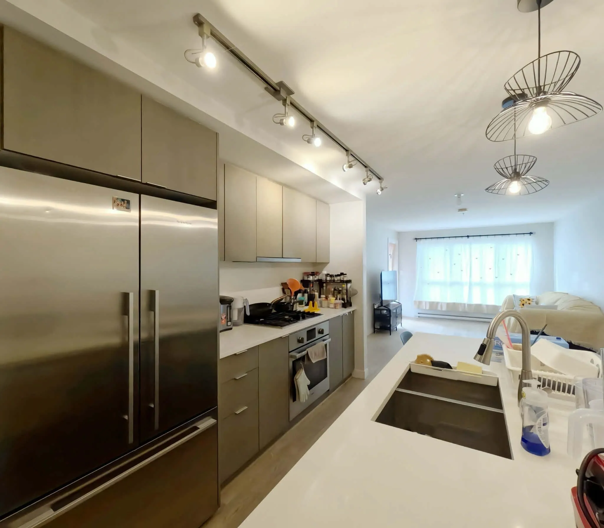 5555 Dunbar Street #208