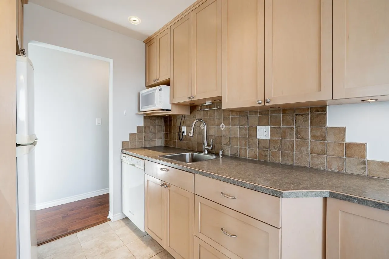 3080 Lonsdale Avenue #318