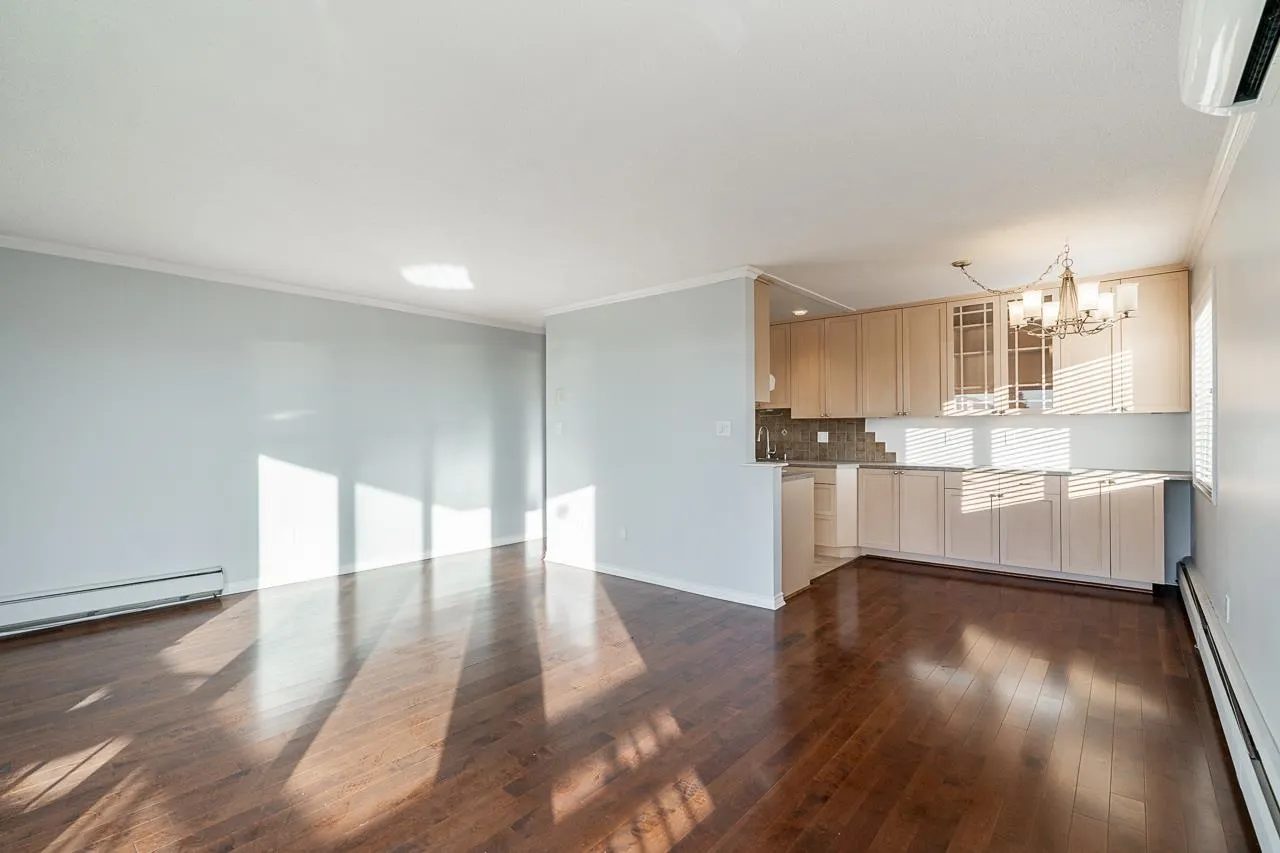 3080 Lonsdale Avenue #318