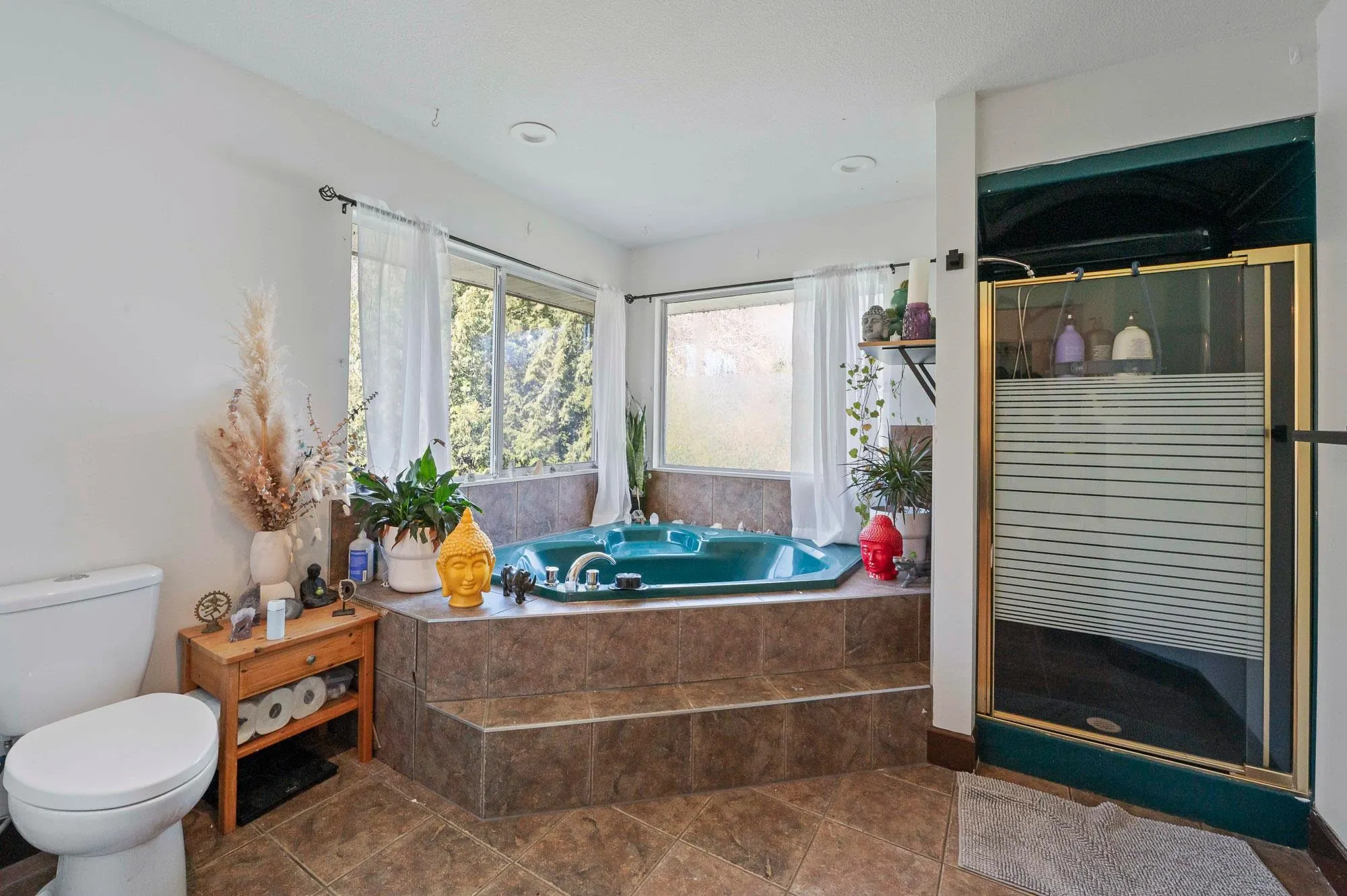 15227 Sheridan Drive