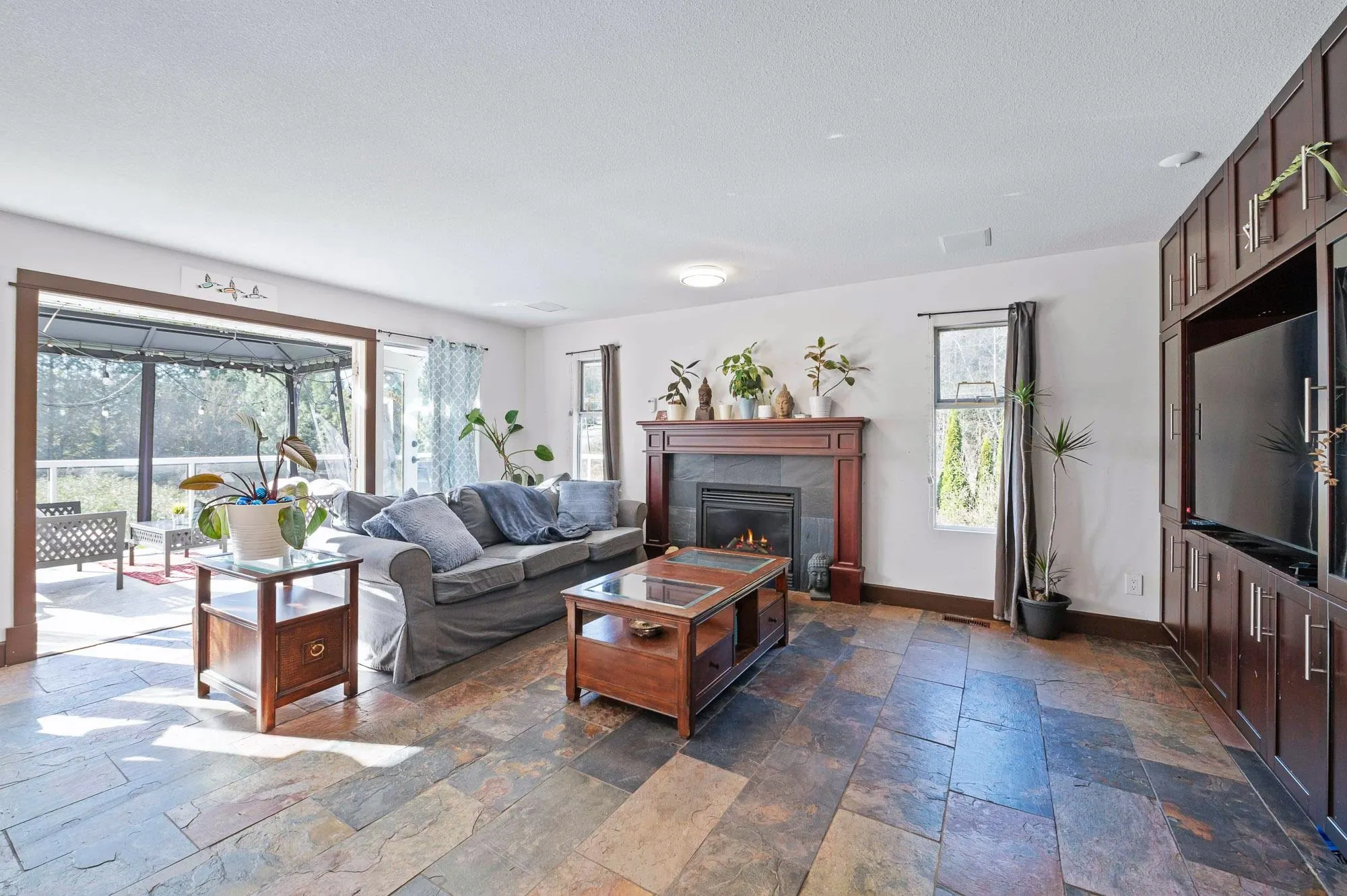15227 Sheridan Drive
