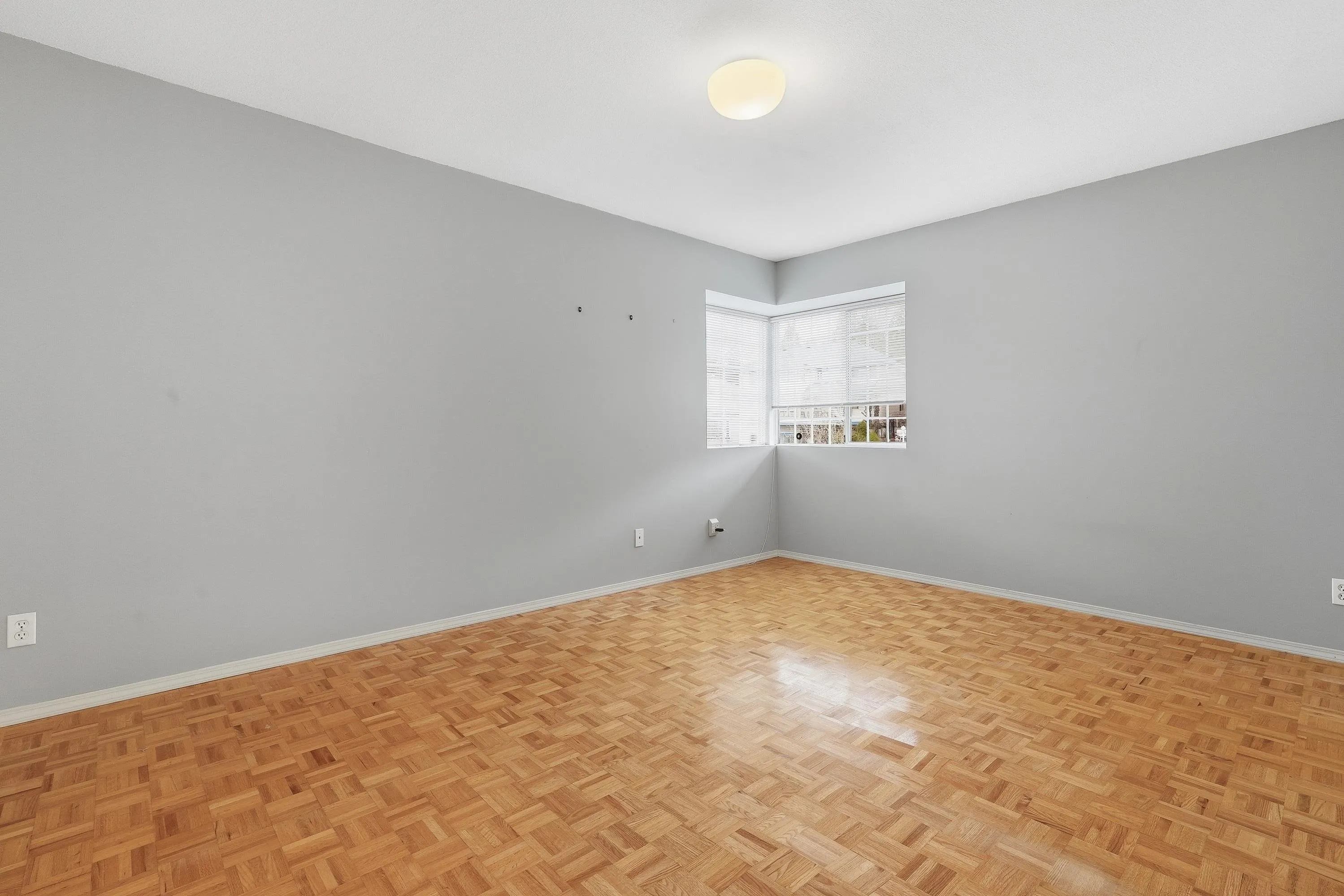 8 Greystone Place