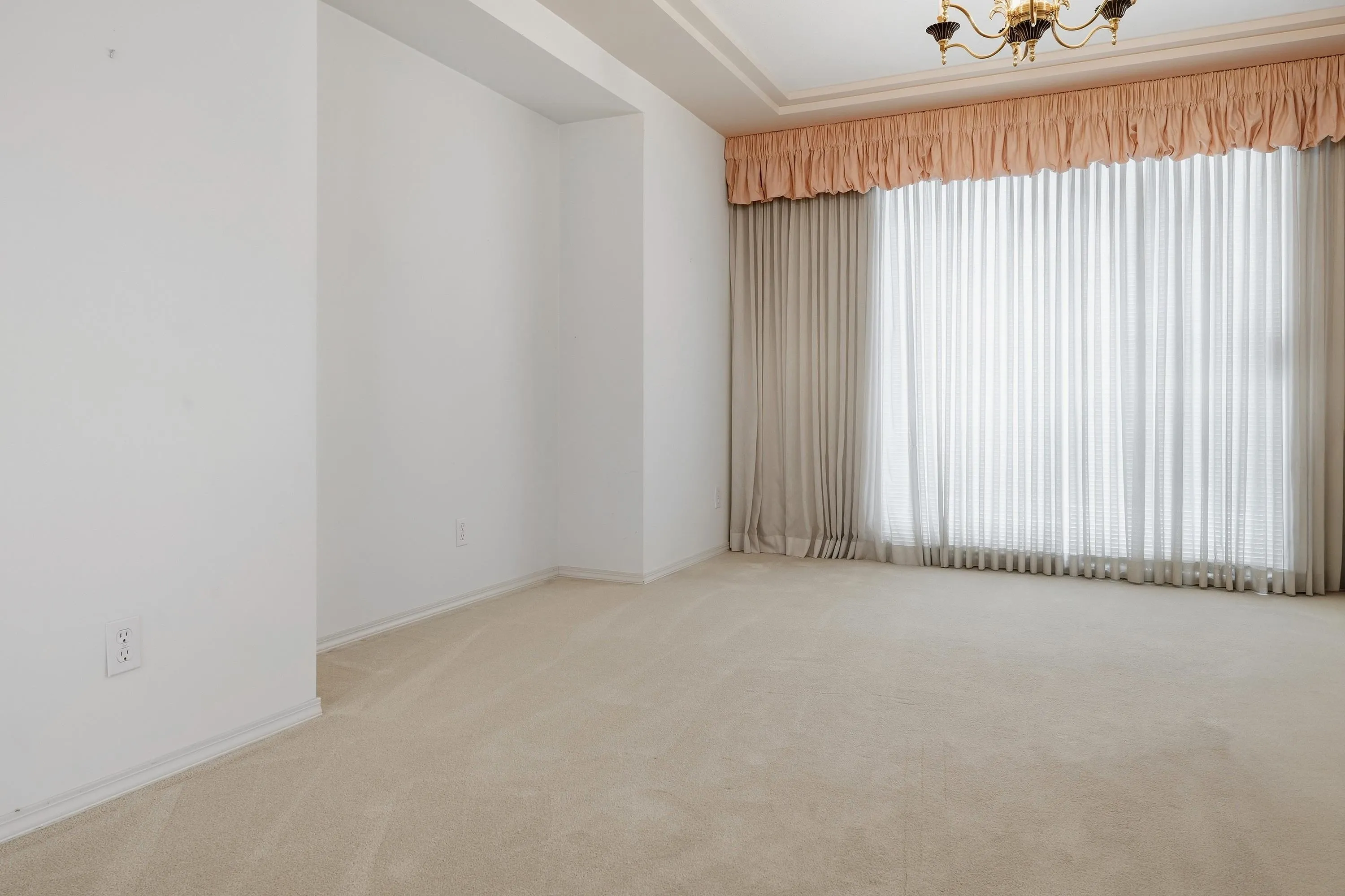 8 Greystone Place