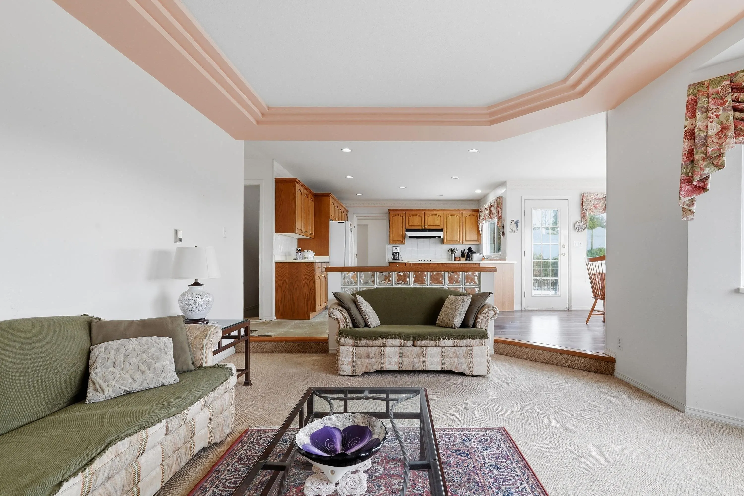 8 Greystone Place