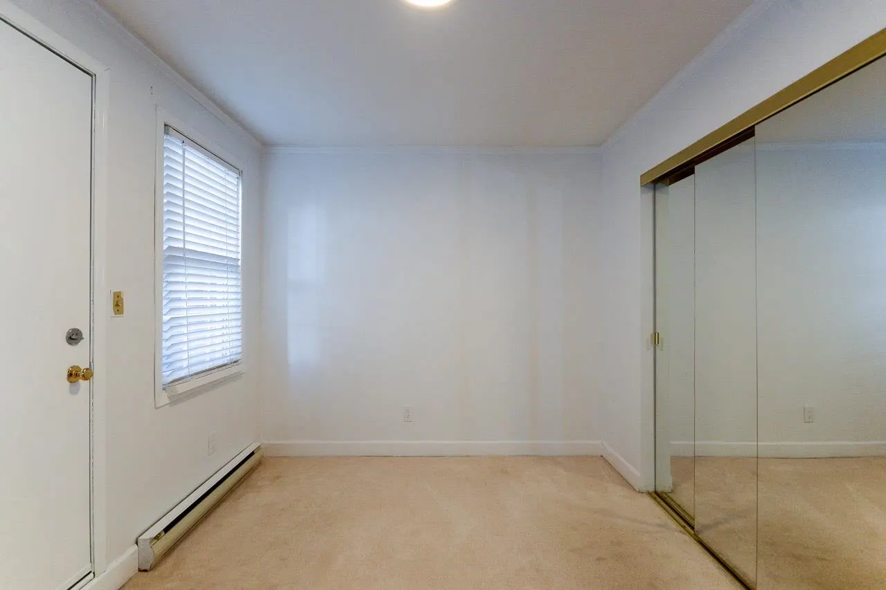 1355 W 7th Avenue