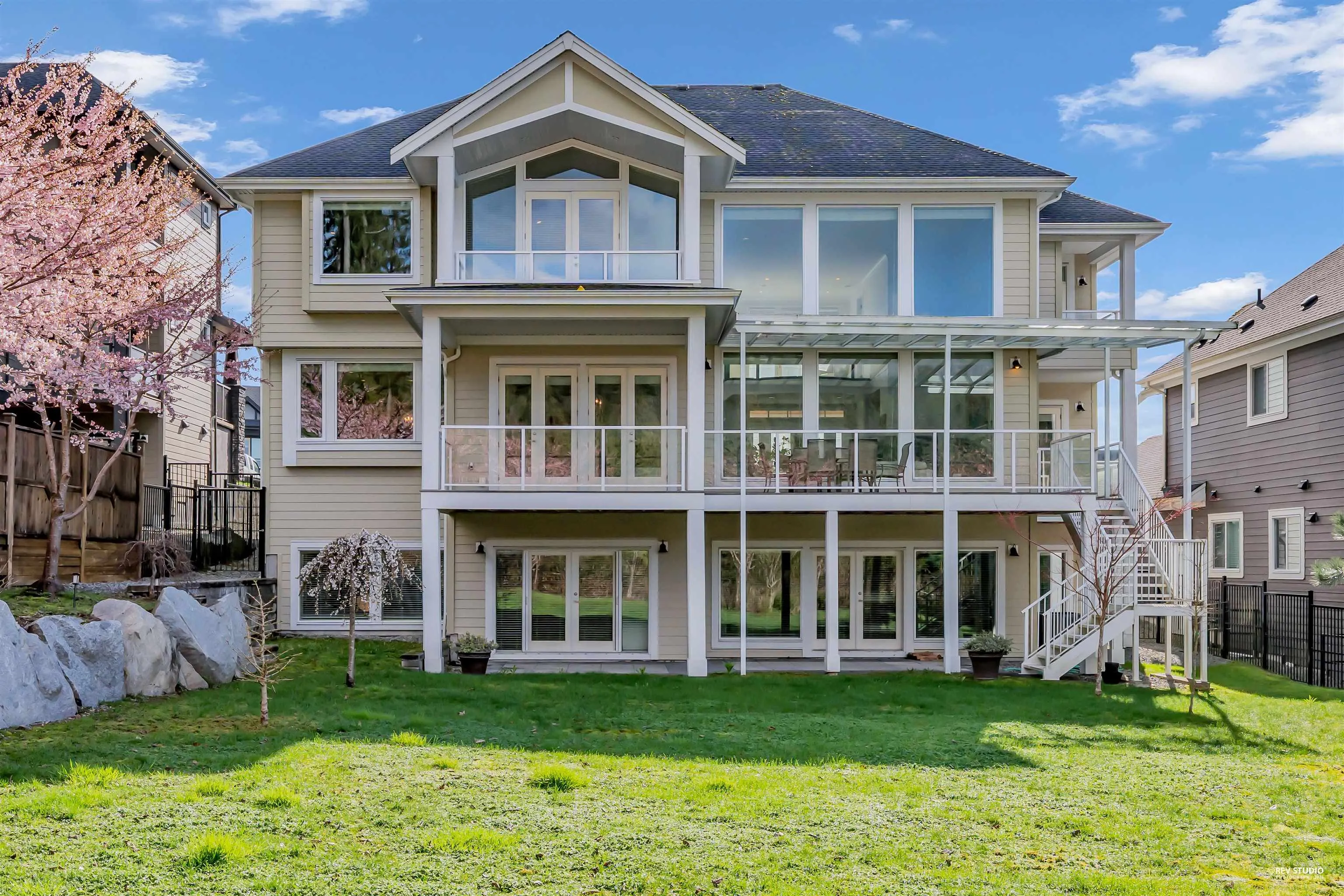 15 Heritage Peak Road