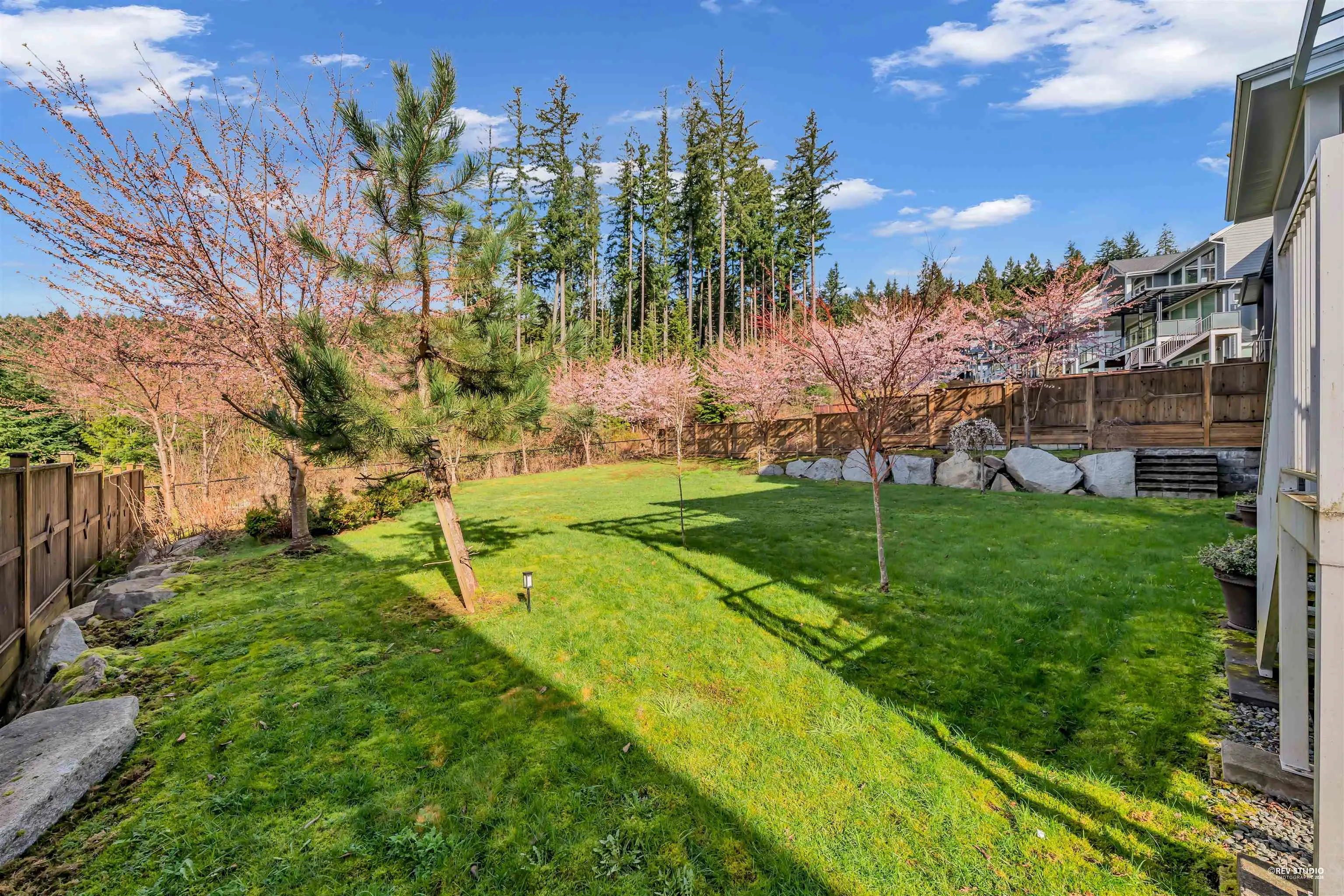 15 Heritage Peak Road