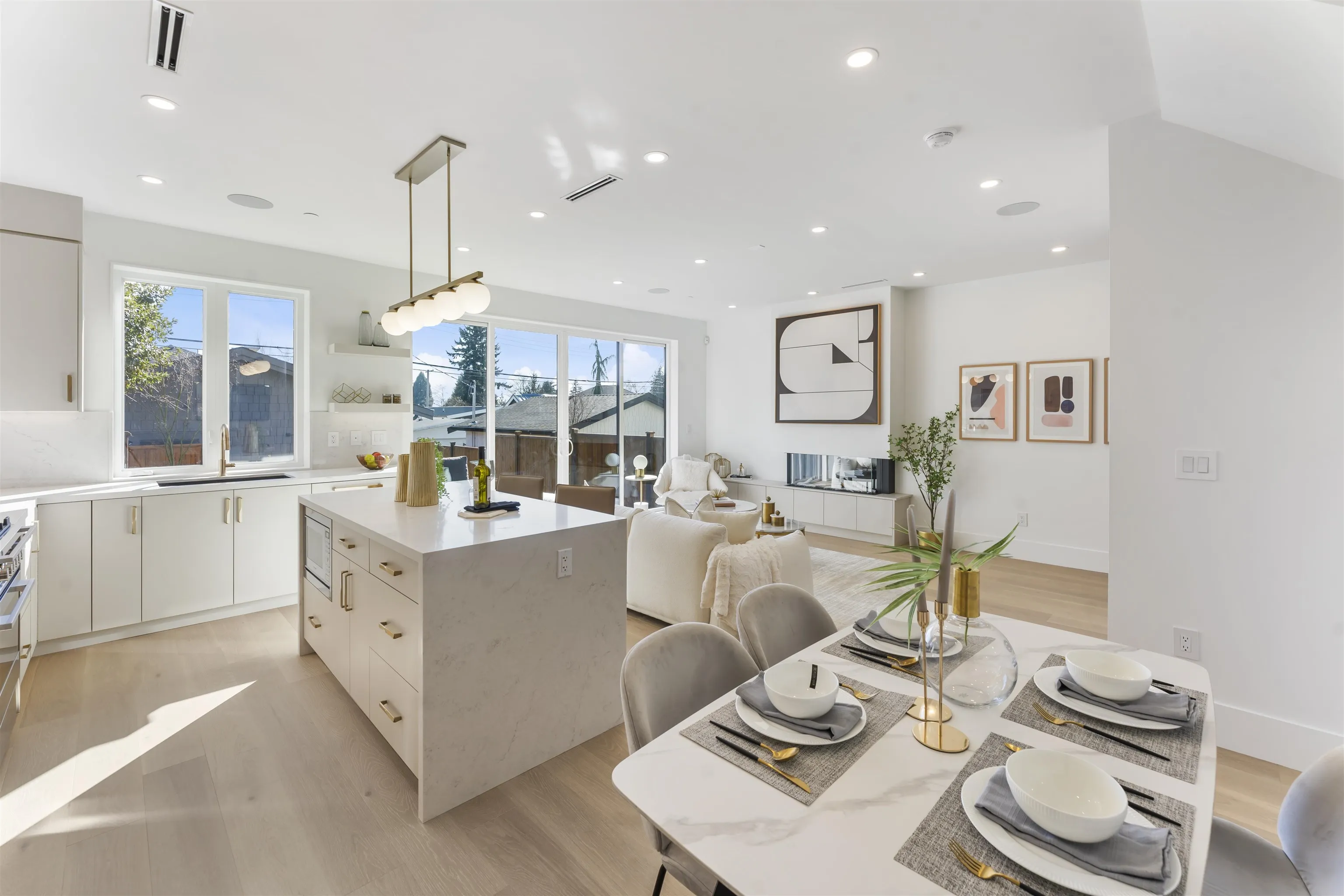 2138 W 48th Avenue #2