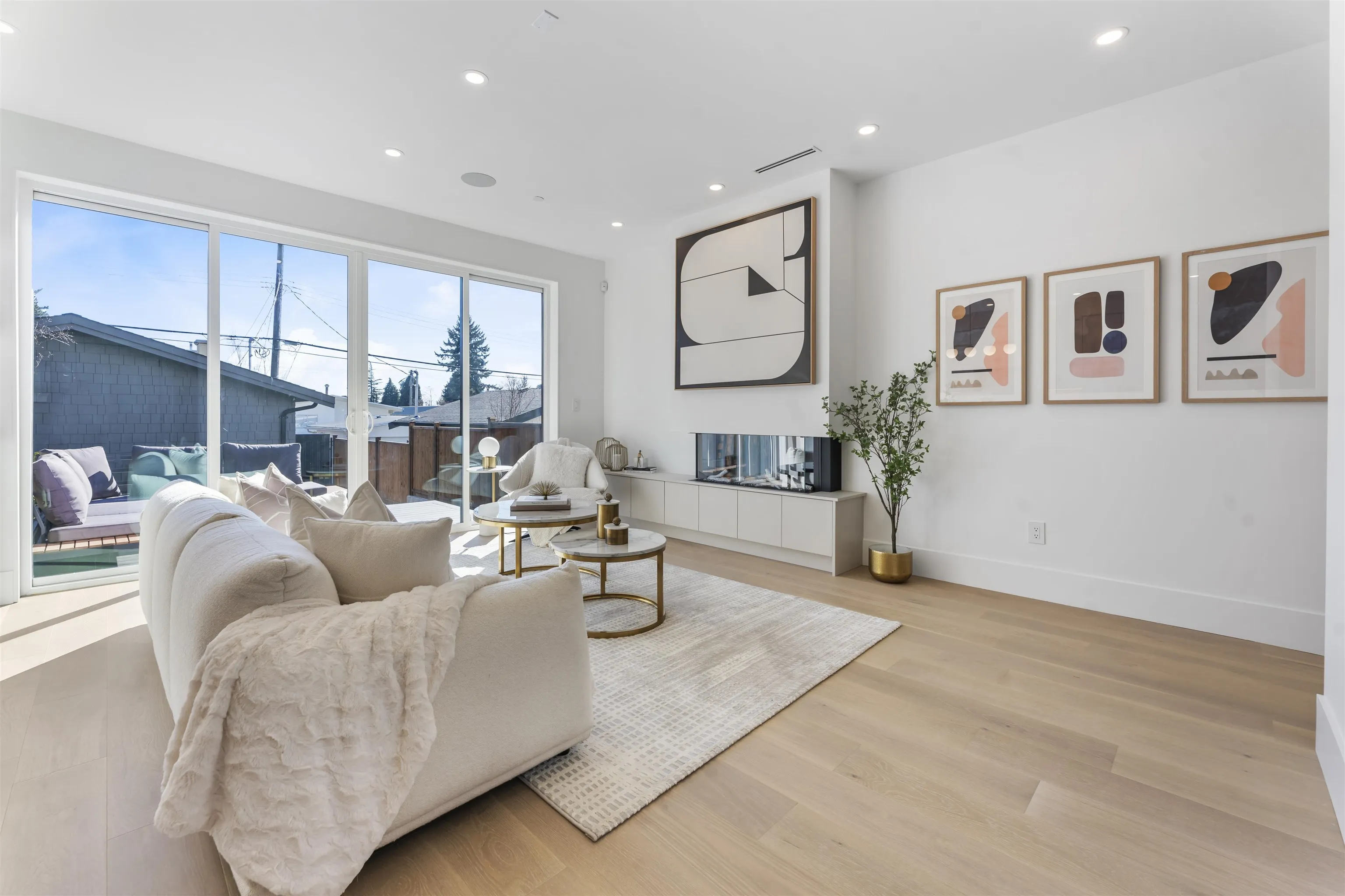 2138 W 48th Avenue #2