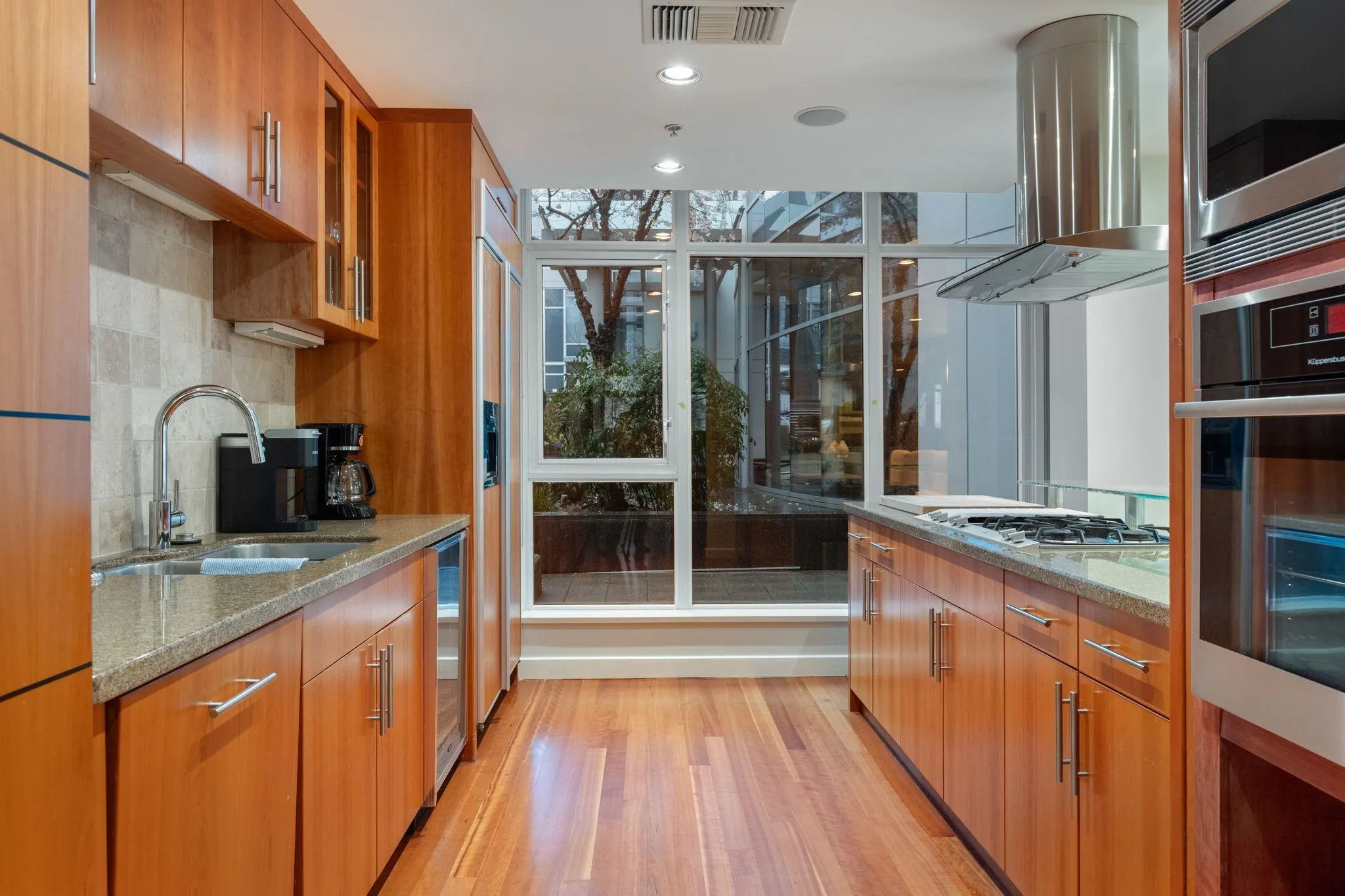1281 W Cordova Street #TH20