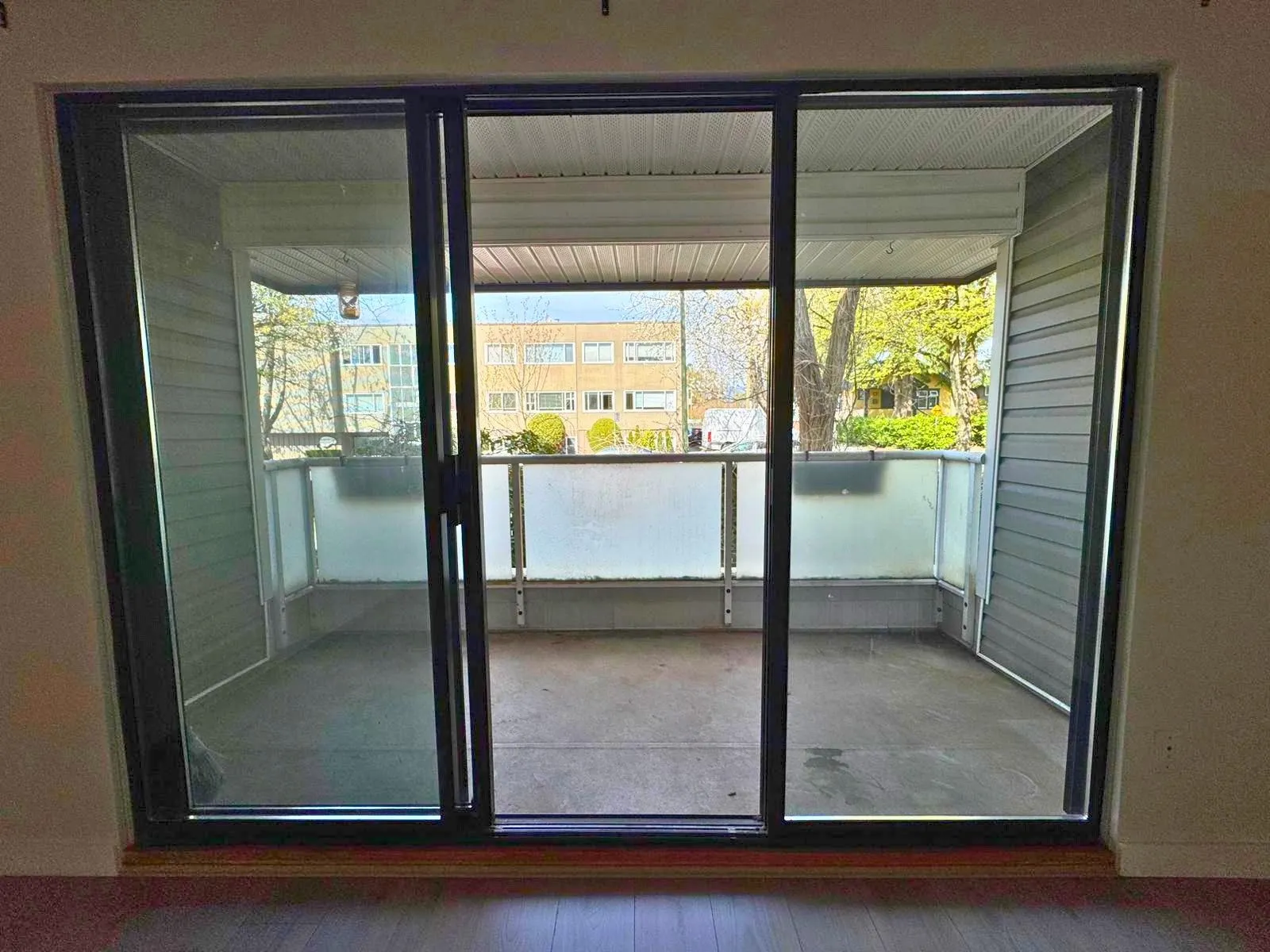 674 W 17th Avenue #206