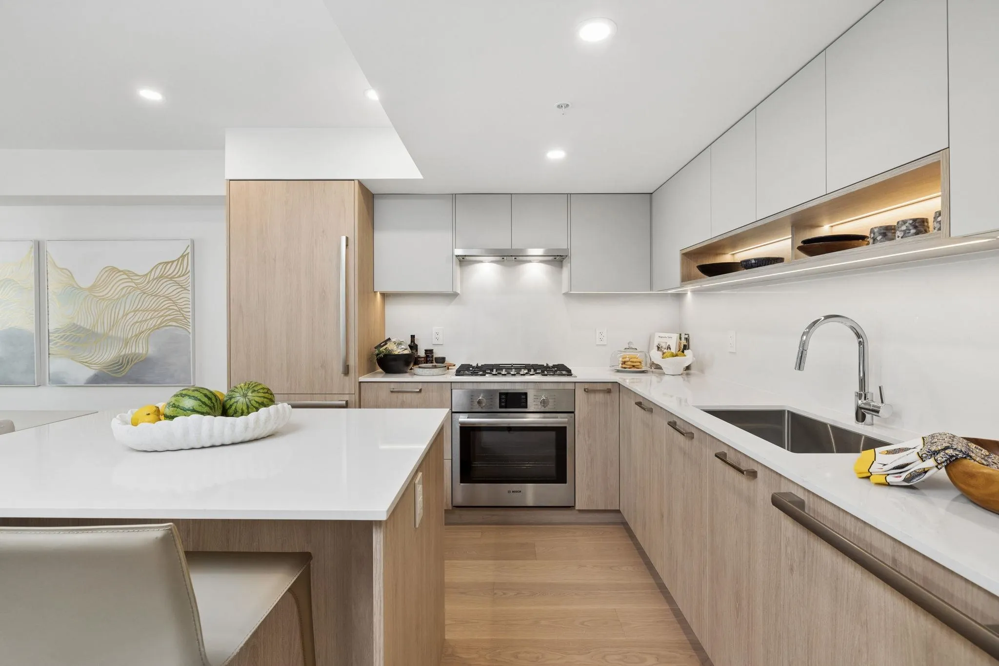 578 W 24 Avenue #222