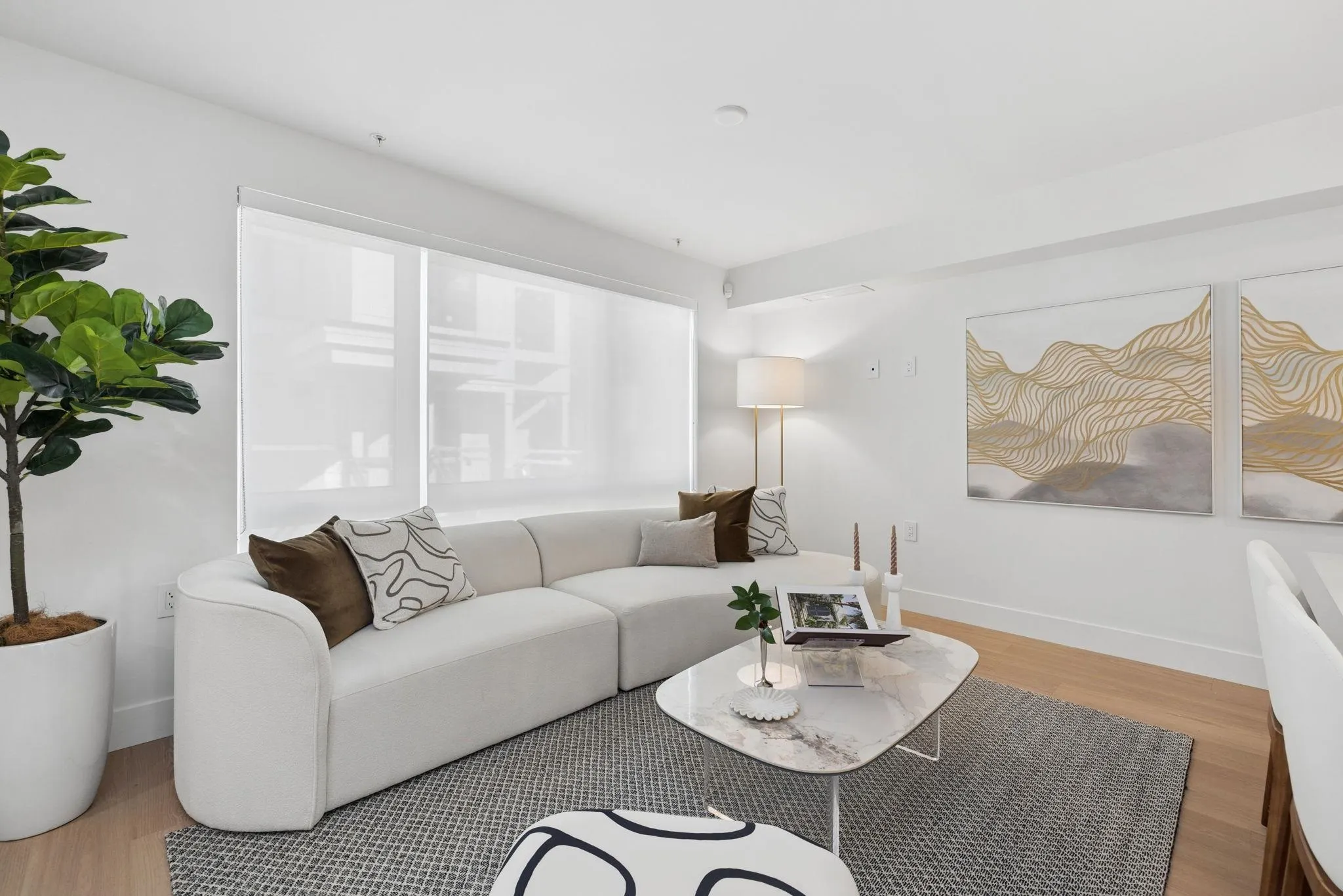 578 W 24 Avenue #222