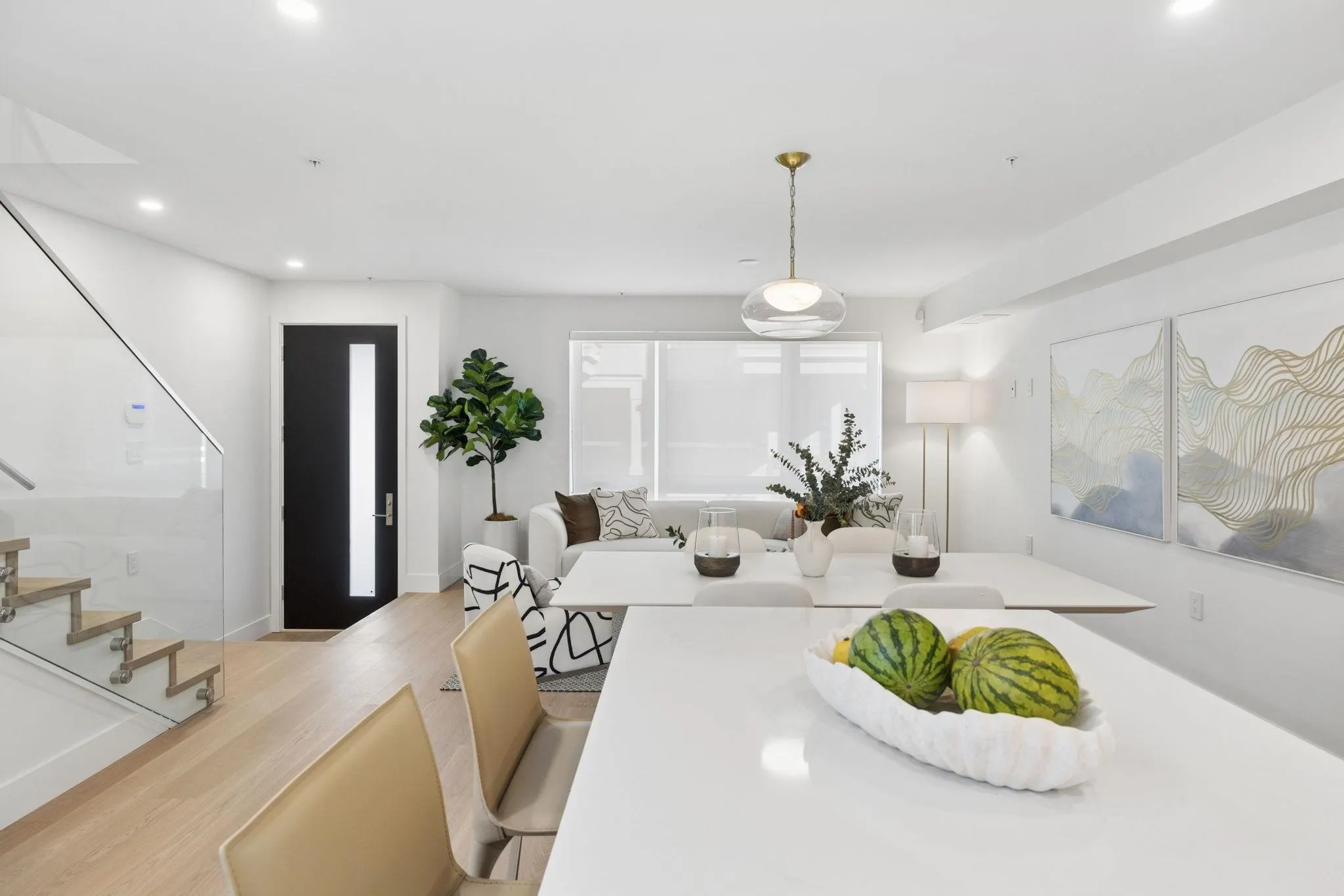 578 W 24 Avenue #222