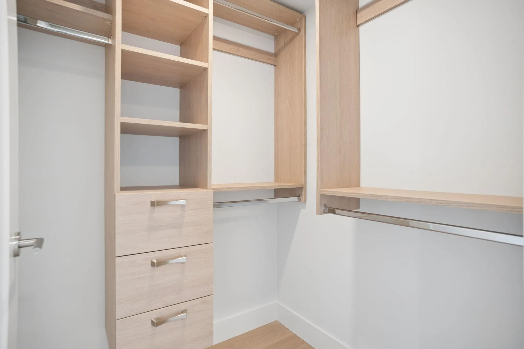 578 W 24 Avenue #202