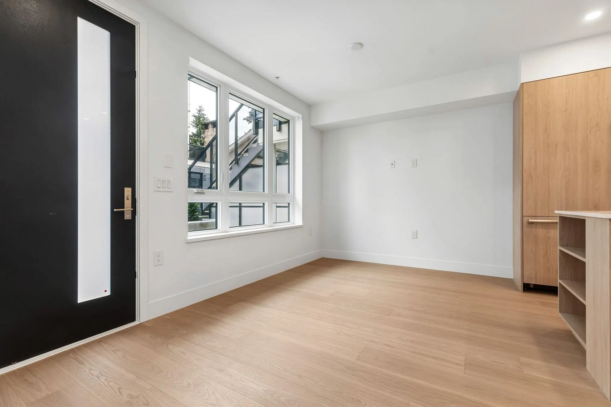 578 W 24 Avenue #122