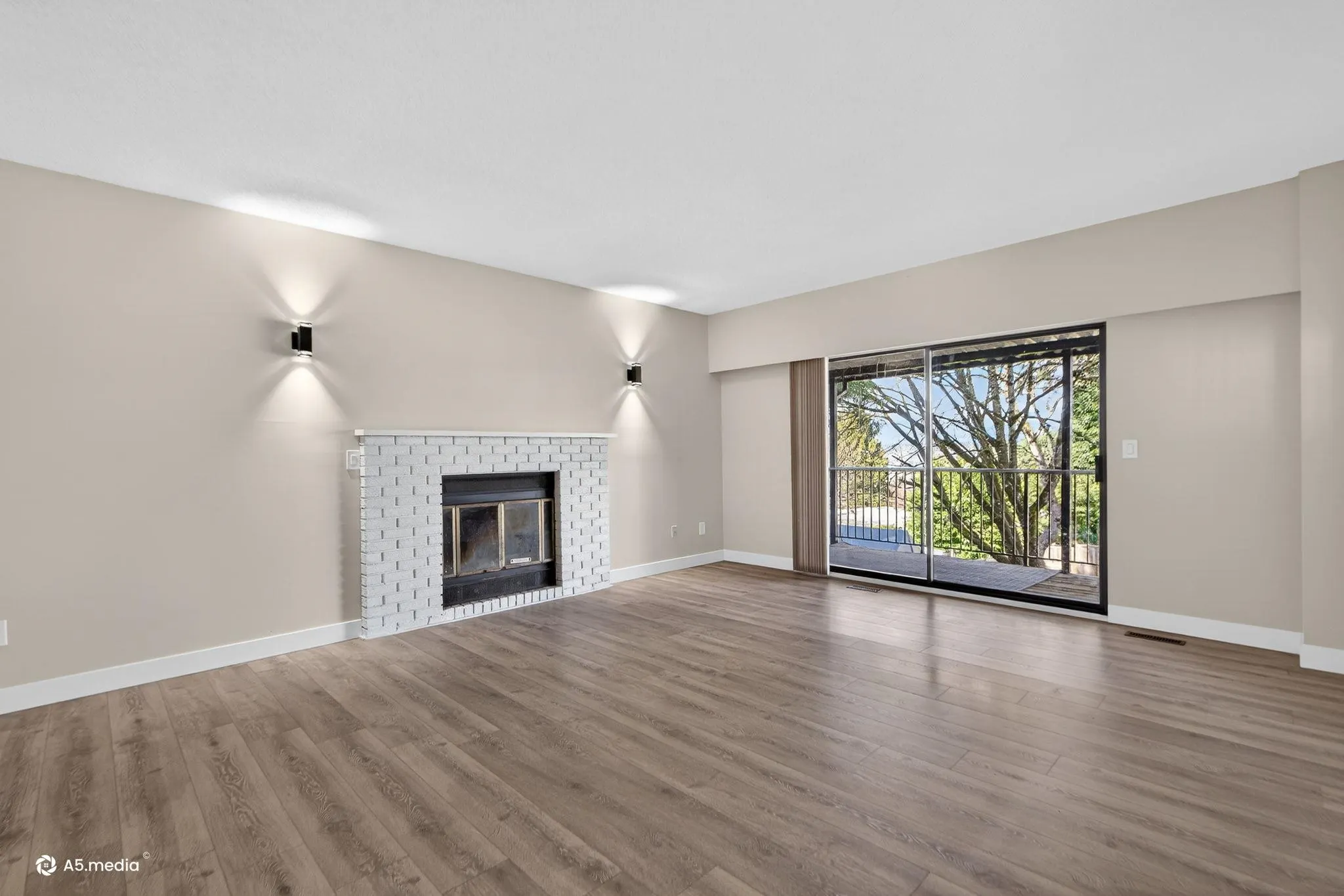 14085 114a Avenue