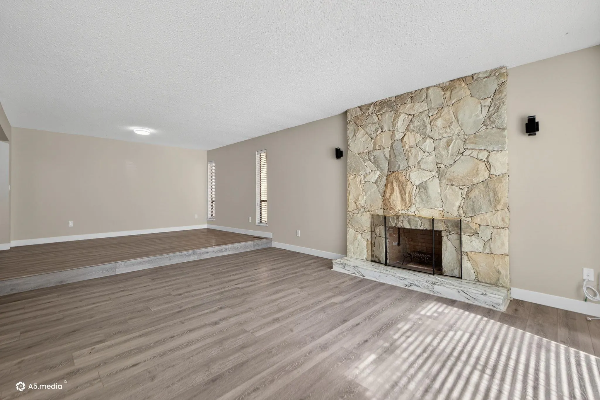 14085 114a Avenue