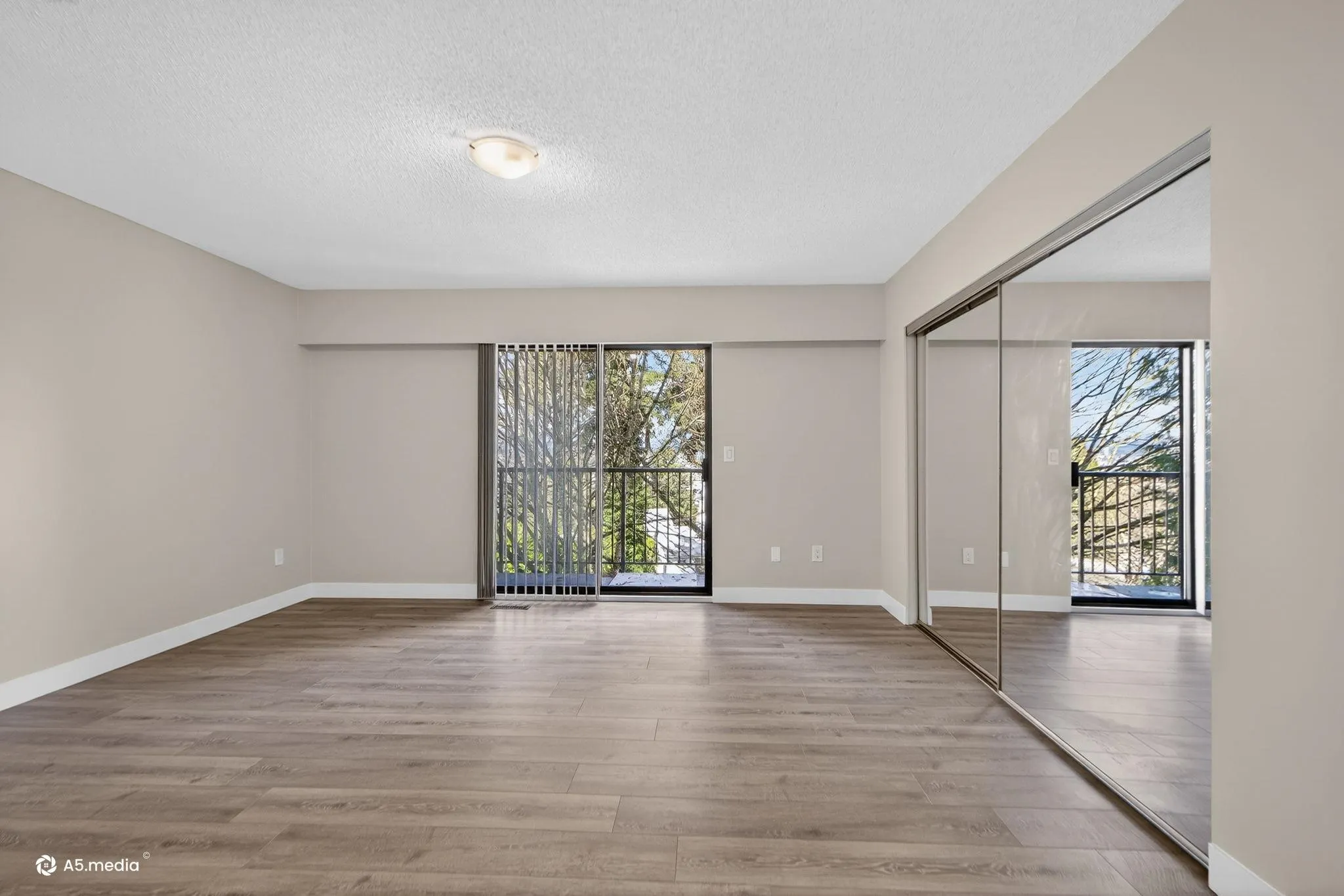 14085 114a Avenue