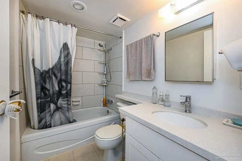 16 Lakewood Drive #406