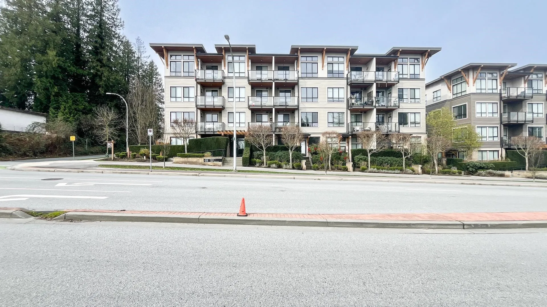 10455 154 Street #207