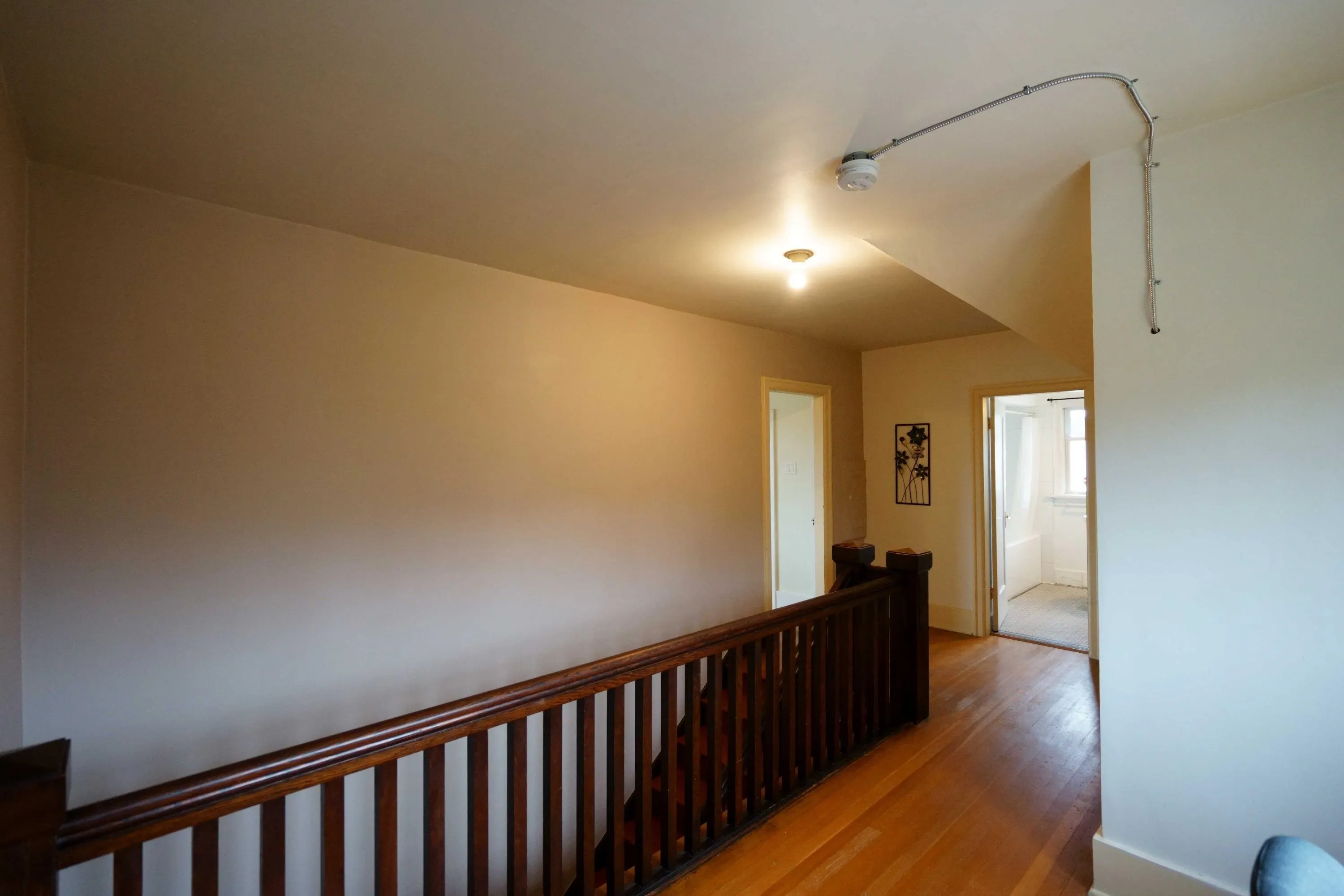 3945 W 10th Avenue