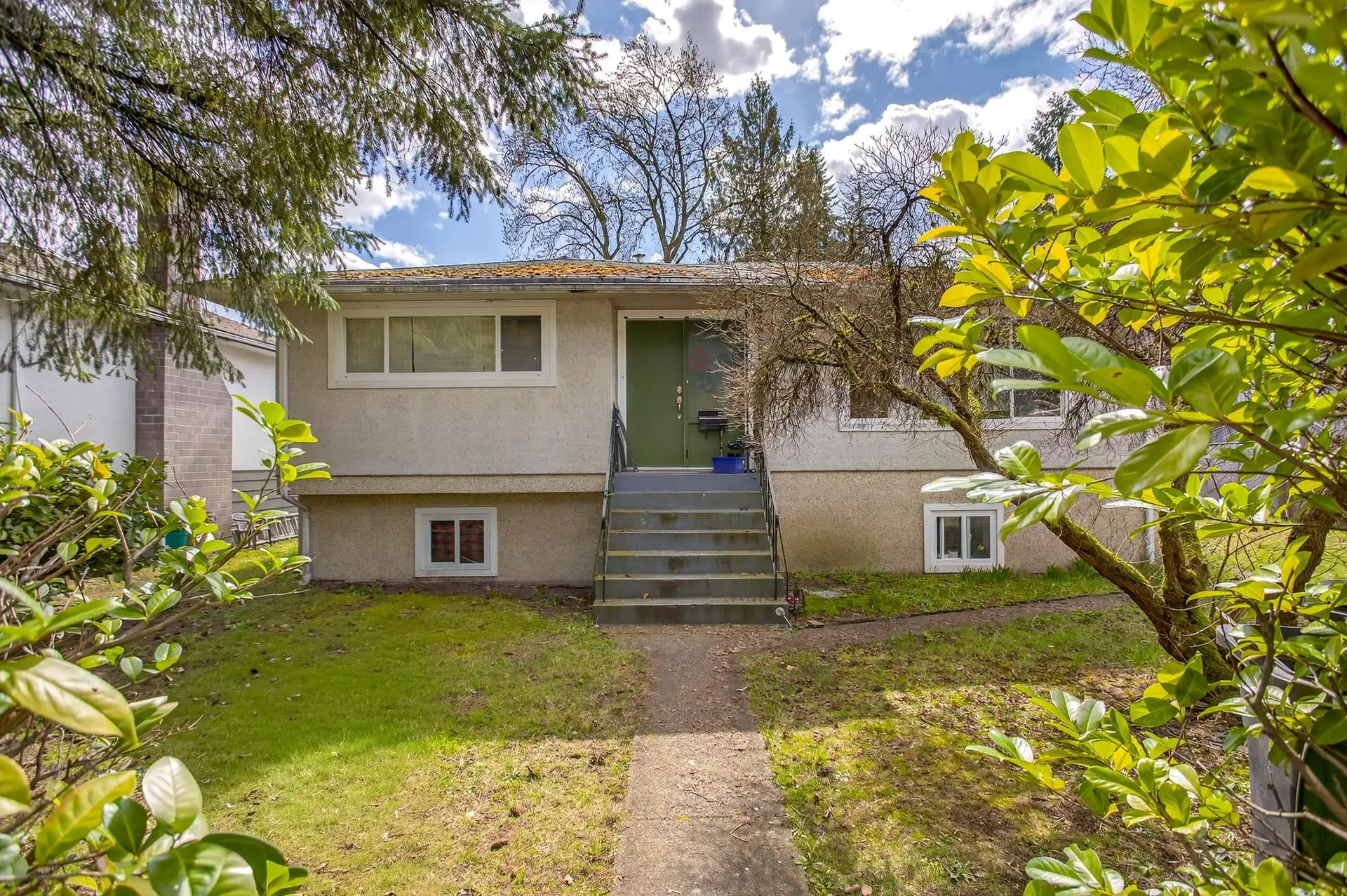 1760 Jensen Avenue
