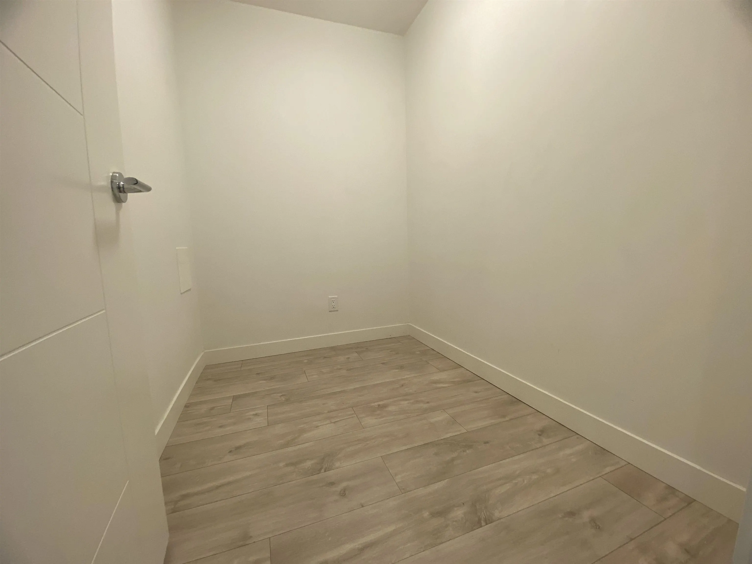 238 W Broadway #802