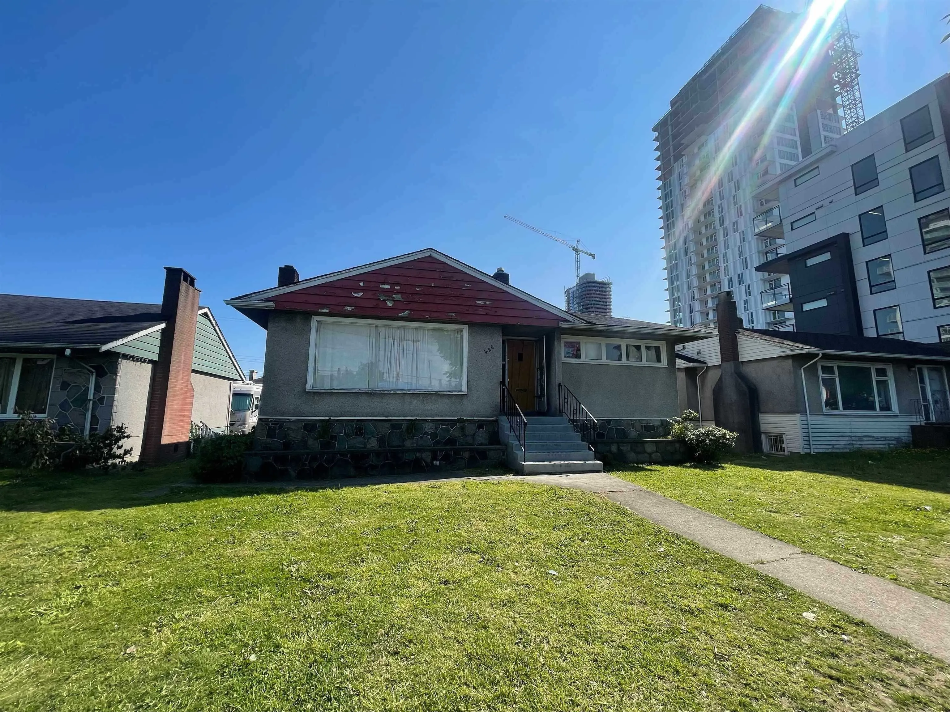426 W 41st Avenue