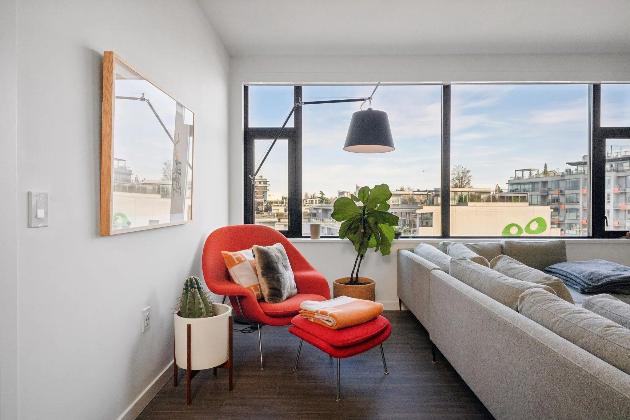 210 E 5th Avenue #802