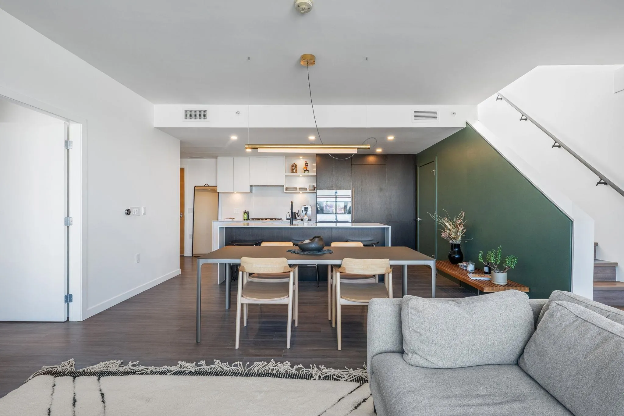 210 E 5th Avenue #802