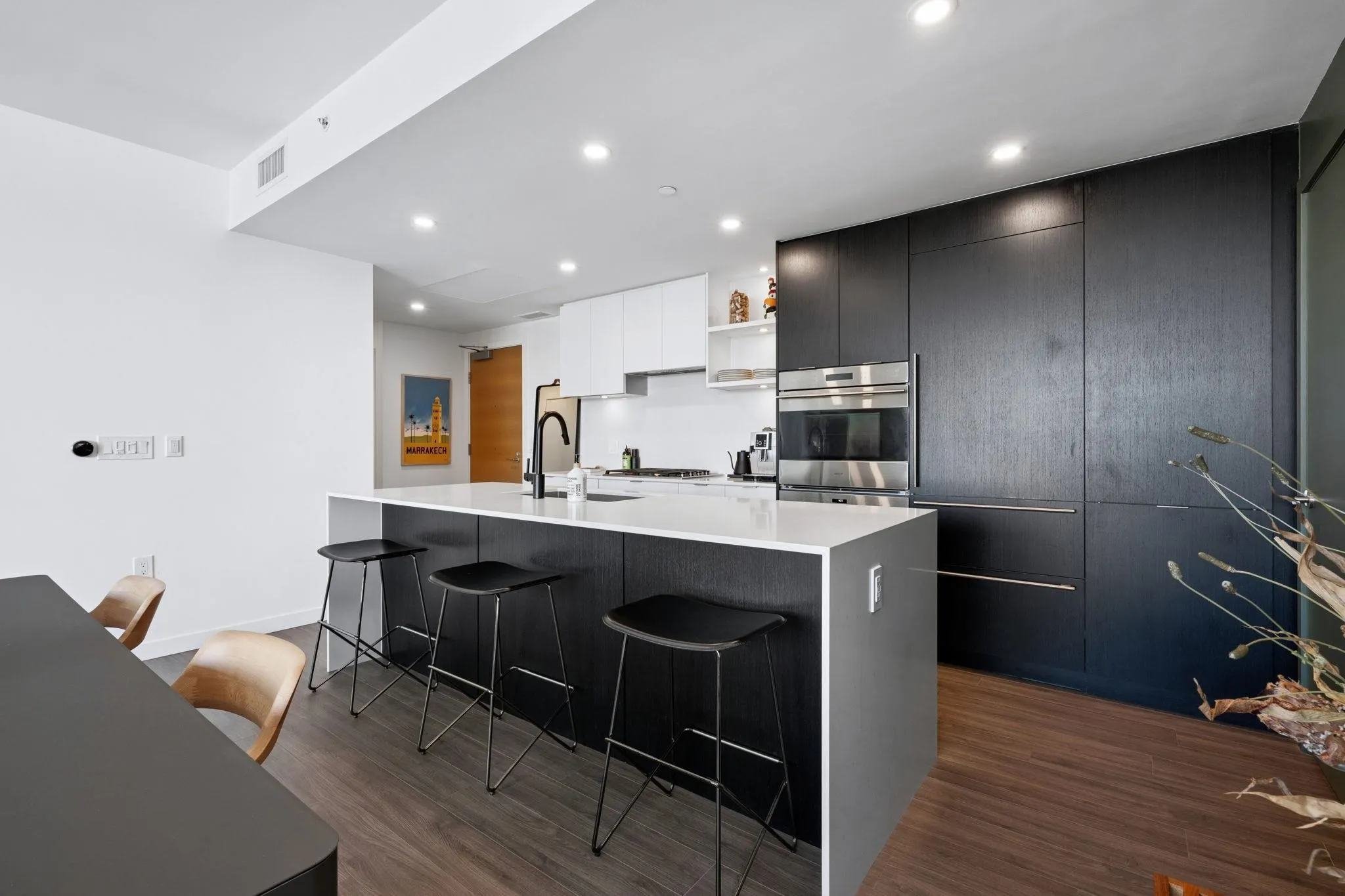 210 E 5th Avenue #802