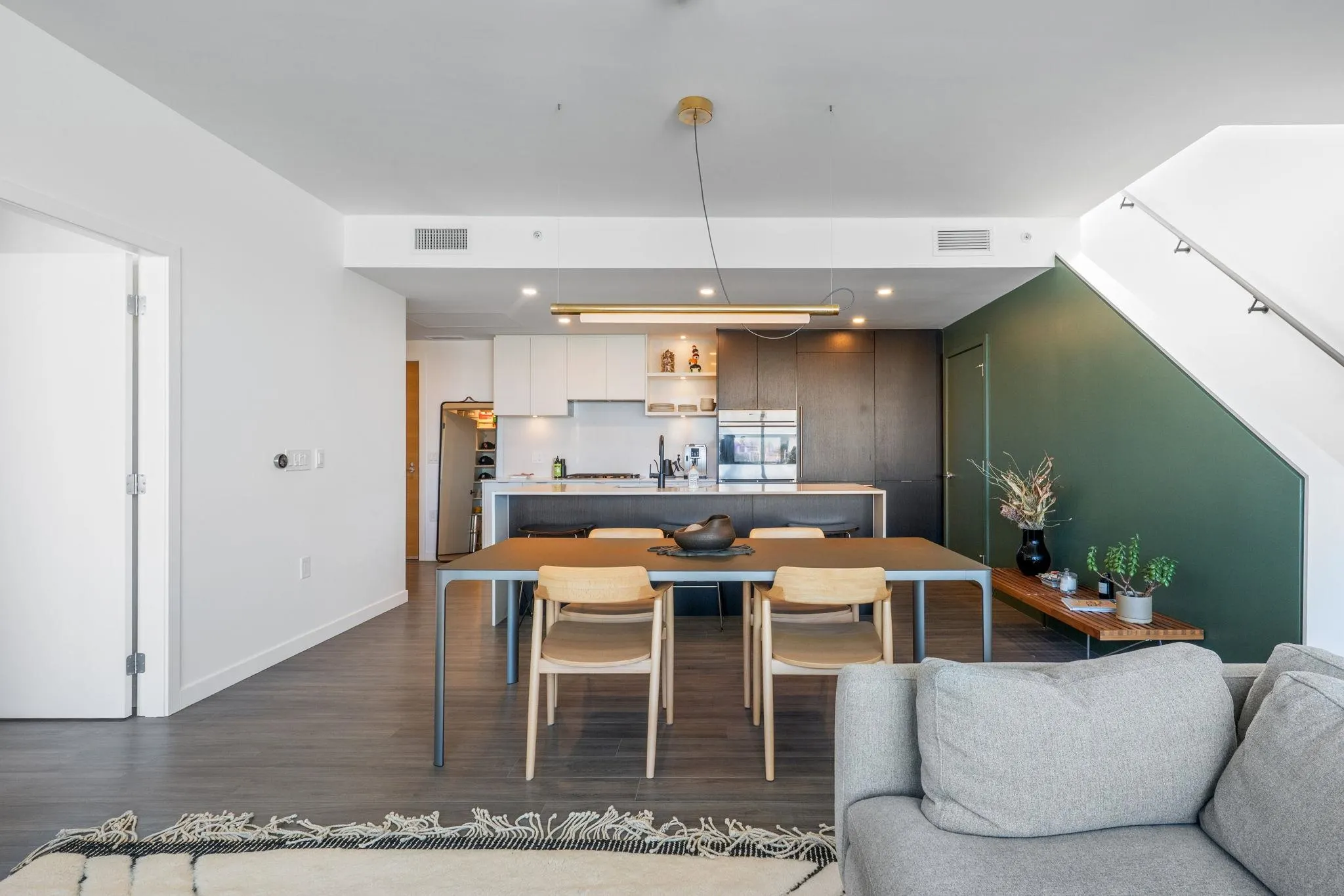 210 E 5th Avenue #802