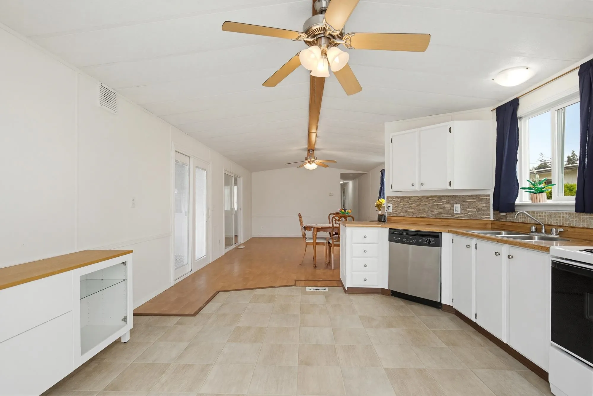 27111 0 Avenue #129