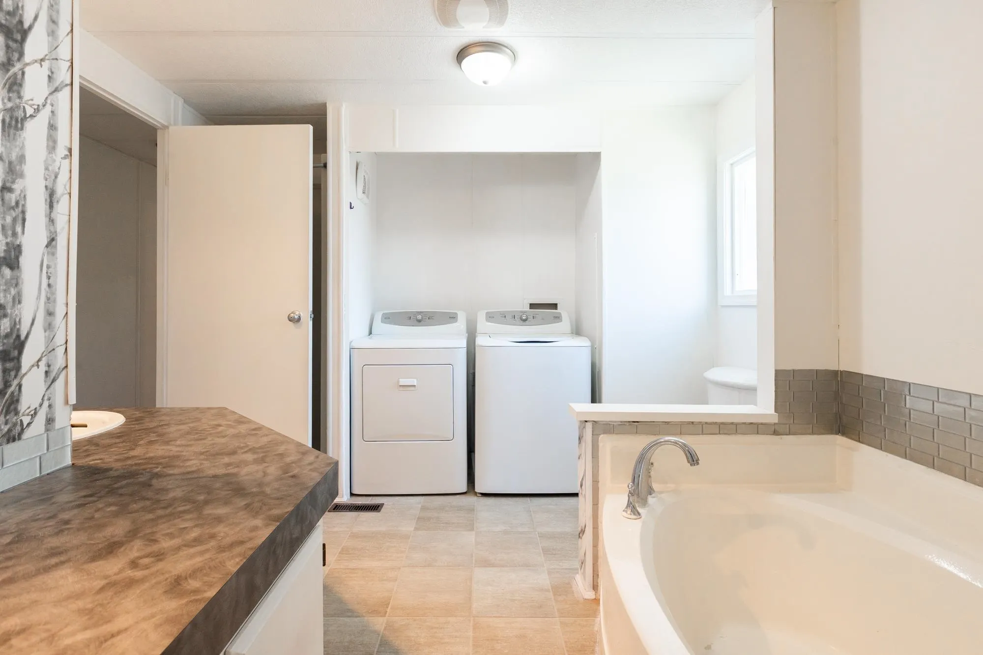 27111 0 Avenue #129